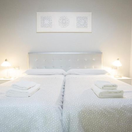 Deluxe Apartment In La Giralda เซบีญา ภายนอก รูปภาพ