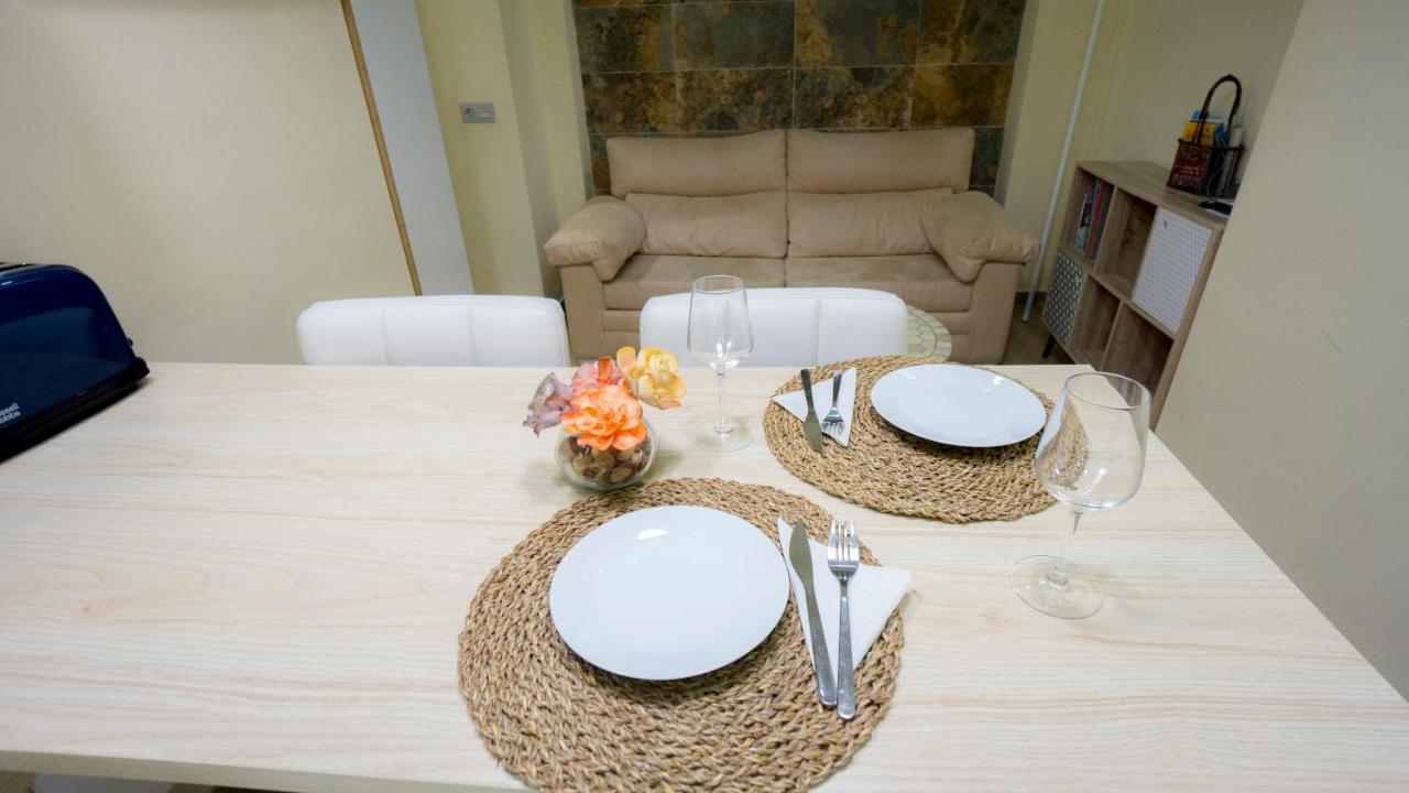 Deluxe Apartment In La Giralda เซบีญา ภายนอก รูปภาพ