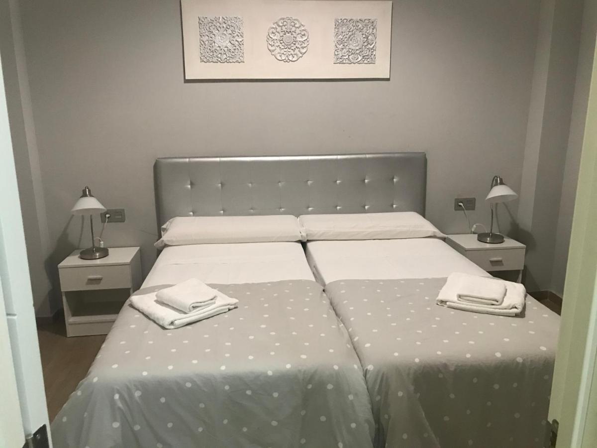 Deluxe Apartment In La Giralda เซบีญา ภายนอก รูปภาพ